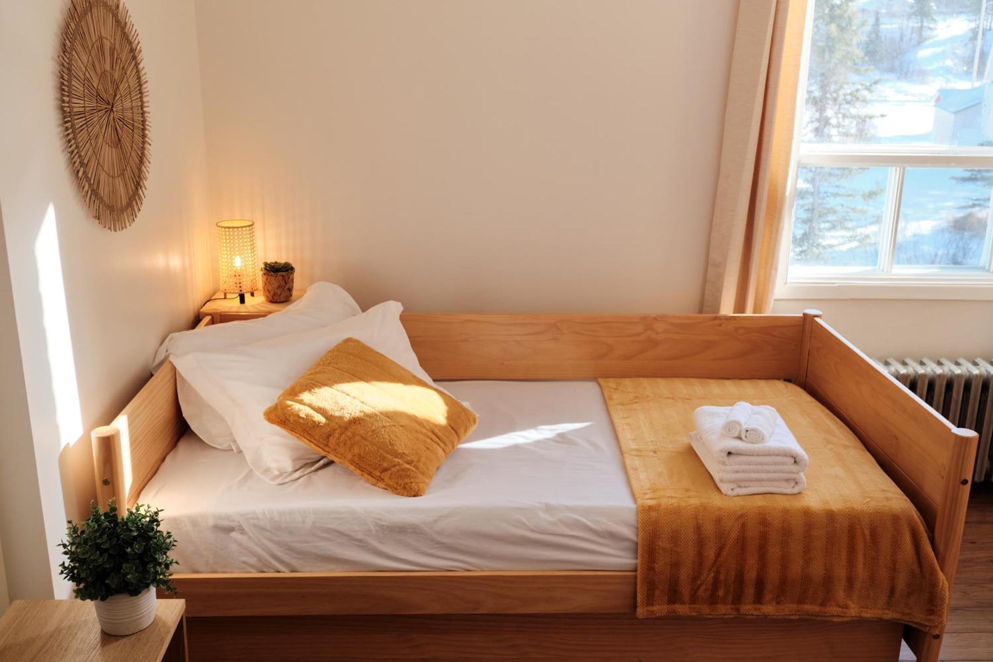 Du Dimanche - - Fjord-du-saguenay - L'anse-saint-jean - Riviere-eternite Bed & Breakfast